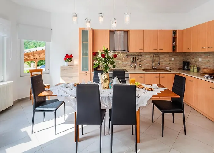 Stymfalia - Luxury Mansion With Private Pool