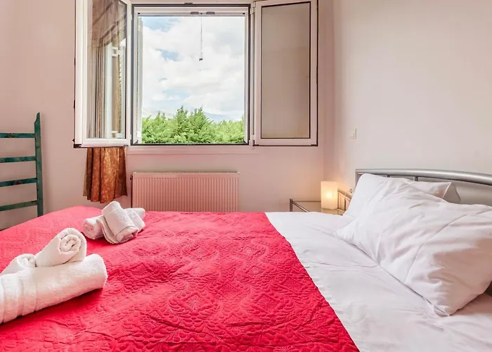 Stymfalia - Luxury Mansion With Private Pool