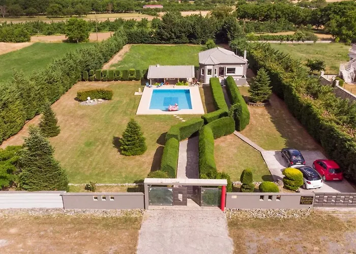 Stymfalia - Luxury Mansion With Private Pool