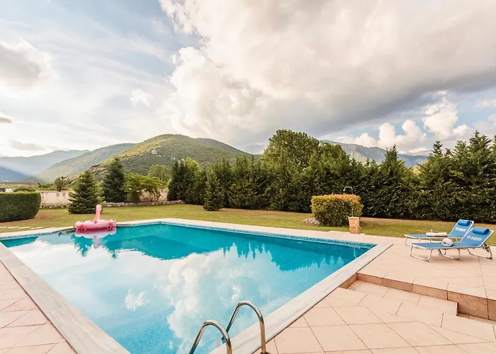 Villa Stymfalia - Luxury Mansion With Private Pool *