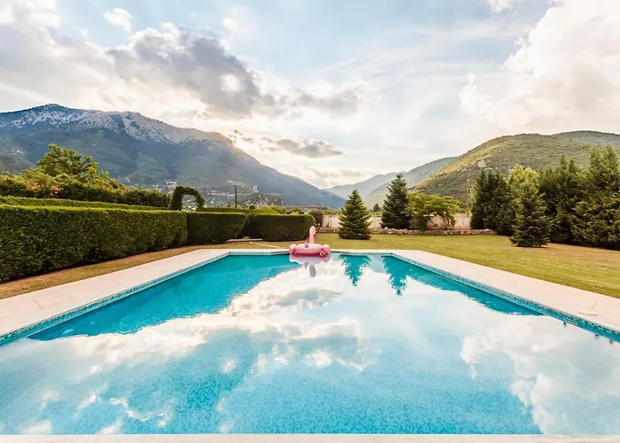 Stymfalia - Luxury Mansion With Private Pool